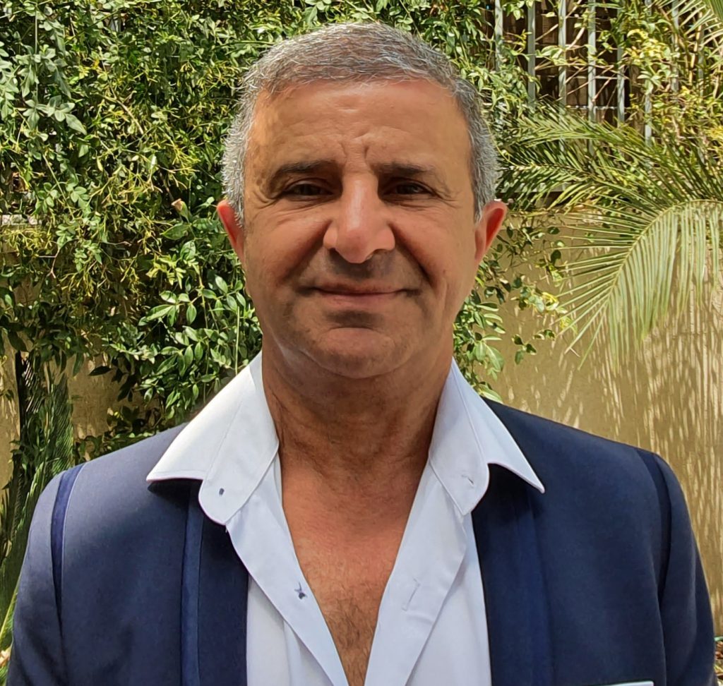 אמנון נגר מעבדת שיניים